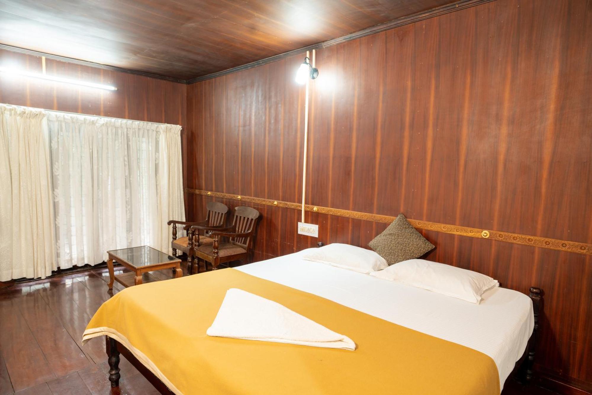 Garggi Backwater Retreat Hotel Котаям Екстериор снимка